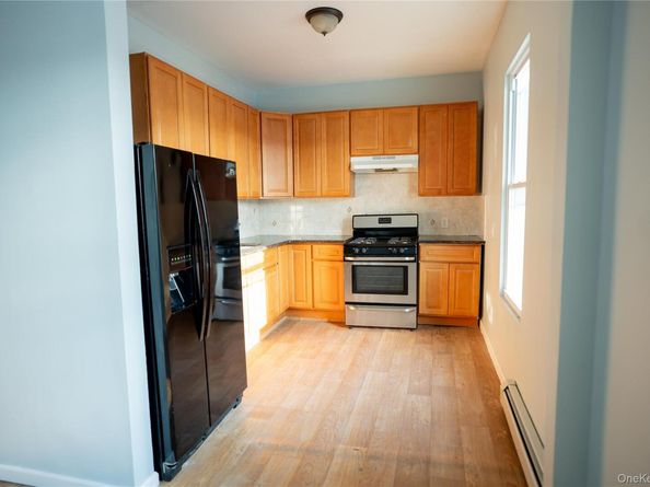 10532 130th Street, Richmond Hill NY 11419