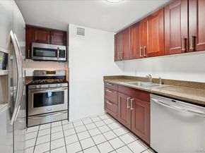 1020 Warburton Avenue 9E, Yonkers NY 10701