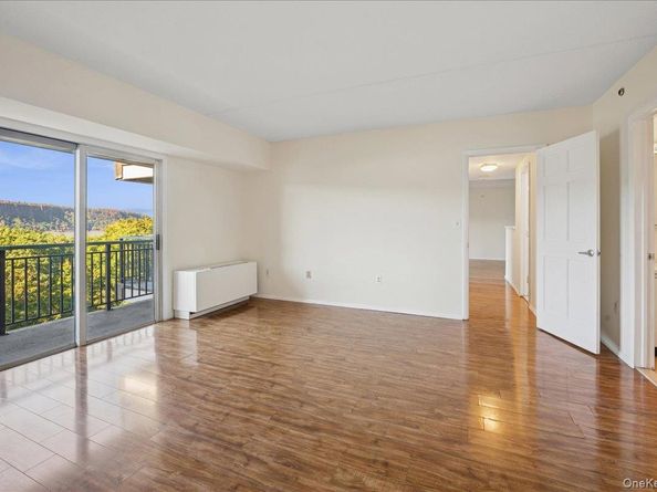 1020 Warburton Avenue 9E, Yonkers NY 10701