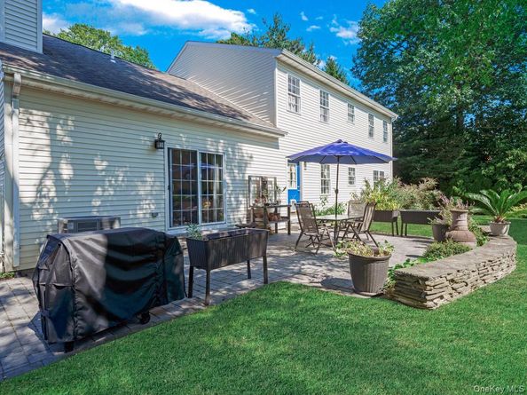 171 Glen Avenue, Sea Cliff NY 11579