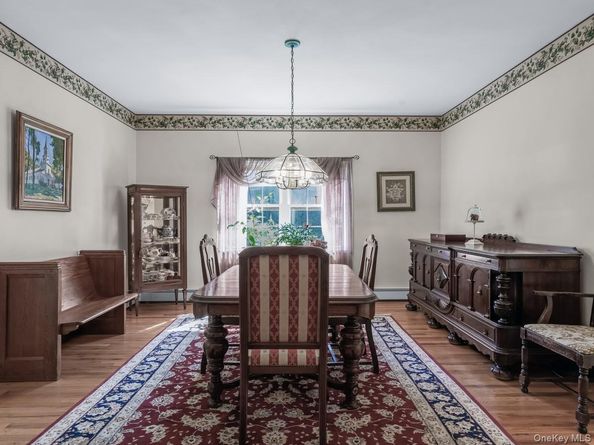 171 Glen Avenue, Sea Cliff NY 11579