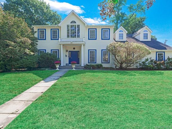 171 Glen Avenue, Sea Cliff NY 11579