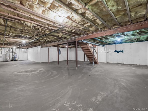 171 Glen Avenue, Sea Cliff NY 11579