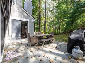 971 Heritage Hills E, Somers NY 10589