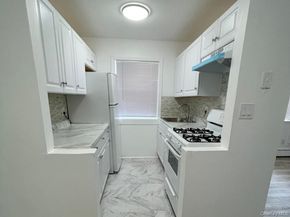 3C Hemlock Drive, Bay Shore NY 11706