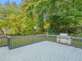 660 Rosevale Avenue, Lake Ronkonkoma NY 11779