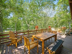 292 Little Fresh Pond Road, Southampton NY 11968