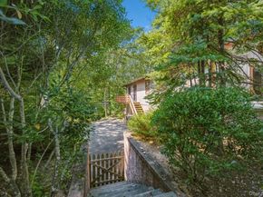 292 Little Fresh Pond Road, Southampton NY 11968