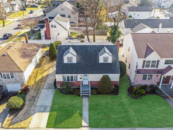 1826 Camp Avenue, Merrick NY 11566