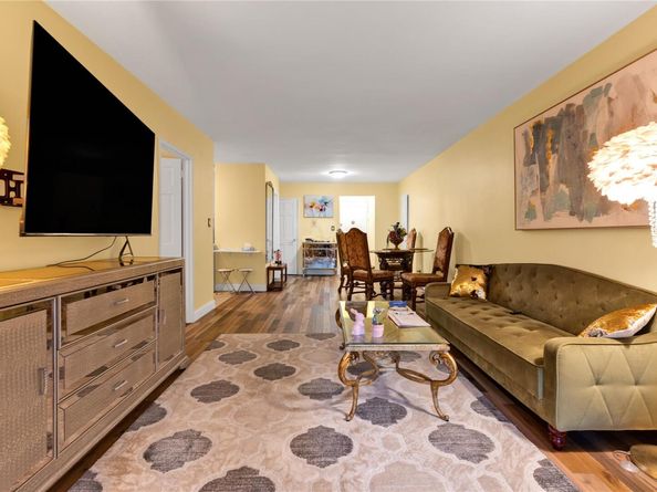 150 W End Avenue 1J, Brooklyn NY 11235