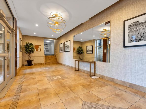 150 W End Avenue 1J, Brooklyn NY 11235