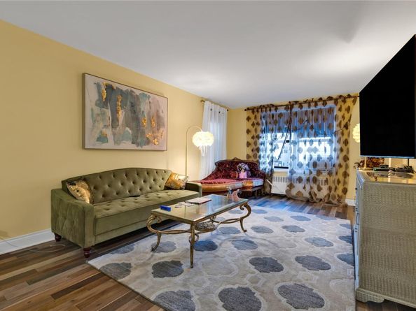 150 W End Avenue 1J, Brooklyn NY 11235