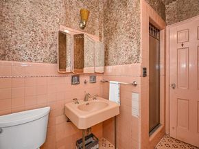 86-32 Avon Street, Jamaica Estates NY 11432