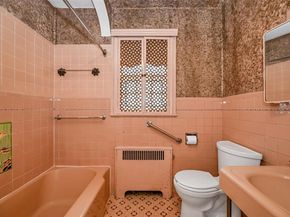 86-32 Avon Street, Jamaica Estates NY 11432