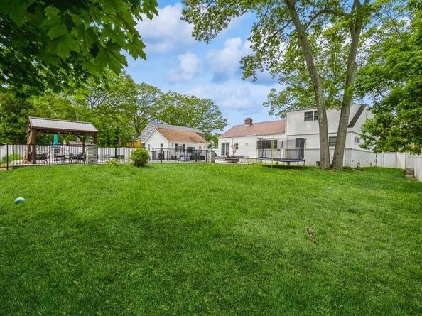 30 Horton Drive, Huntington Station NY 11746