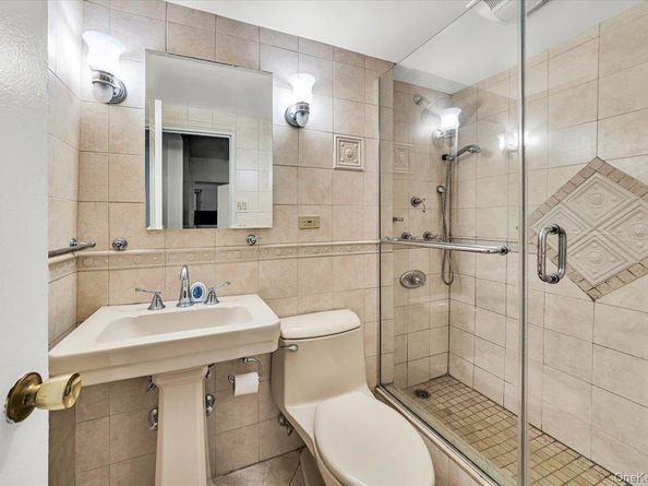 4705 Henry Hudson Parkway W 7F, Bronx NY 10471
