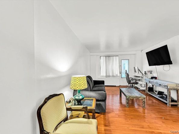 4705 Henry Hudson Parkway W 7F, Bronx NY 10471