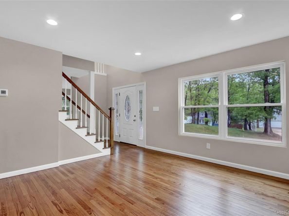 31 Teller Avenue, Coram NY 11727