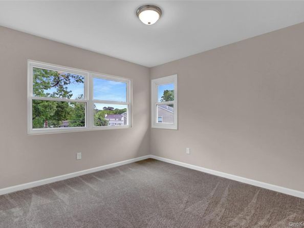 31 Teller Avenue, Coram NY 11727
