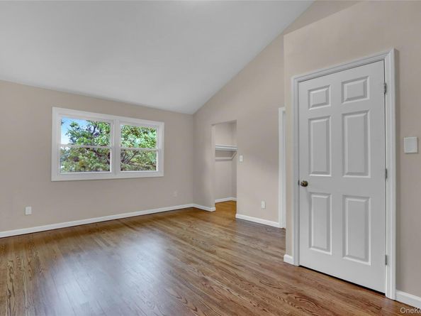 31 Teller Avenue, Coram NY 11727