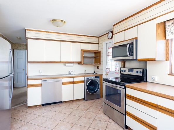 2127 Erma Drive, East Meadow NY 11554