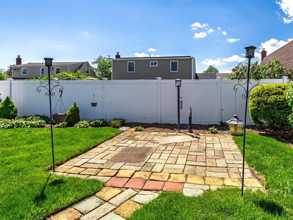 2127 Erma Drive, East Meadow NY 11554