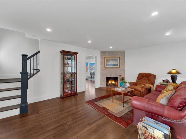211 Bowne Street, Bronx NY 10464