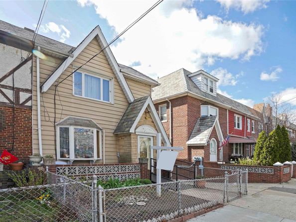 53-24 66 Street, Maspeth NY 11378