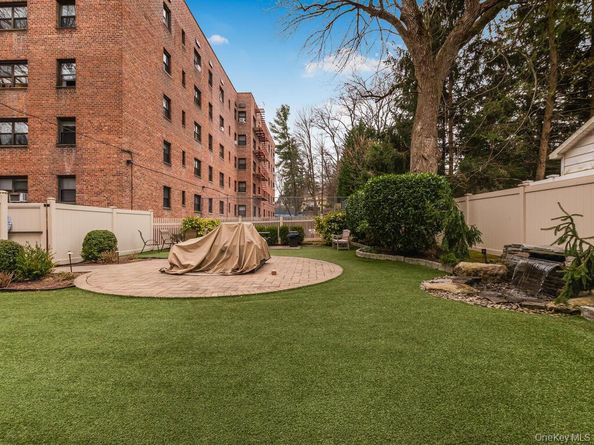 60 White Oak Street 2H, New Rochelle NY 10801