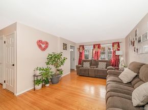 315 Cedar Court, Copiague NY 11726