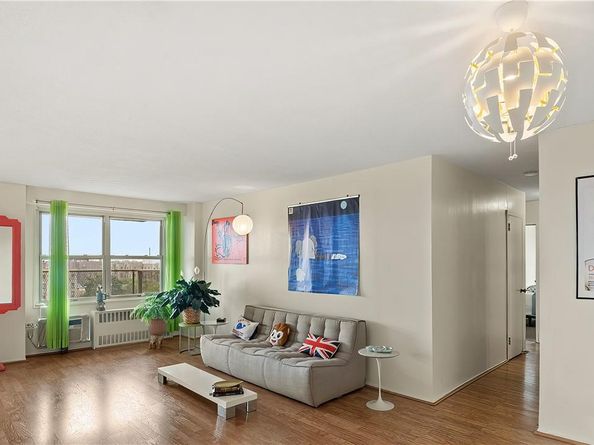 2550 Olinville Avenue 10C, Bronx NY 10467