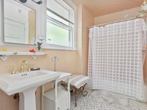 42 N Healy Avenue, Hartsdale NY 10530