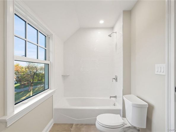 205 River Road, Briarcliff Manor NY 10510