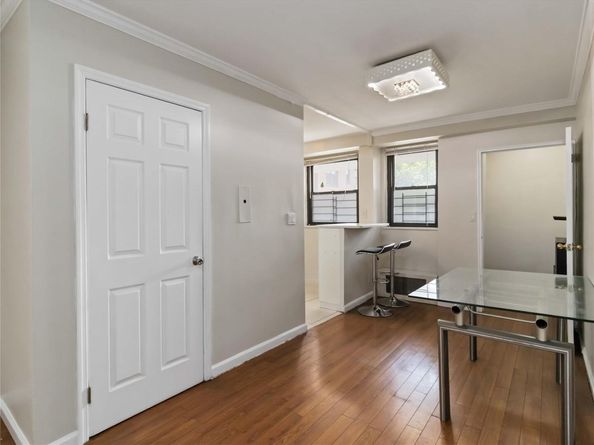 61-25 98th Street 2H, Rego Park NY 11374