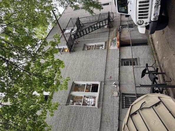 3012 Bronxwood Avenue, Bronx NY 10469