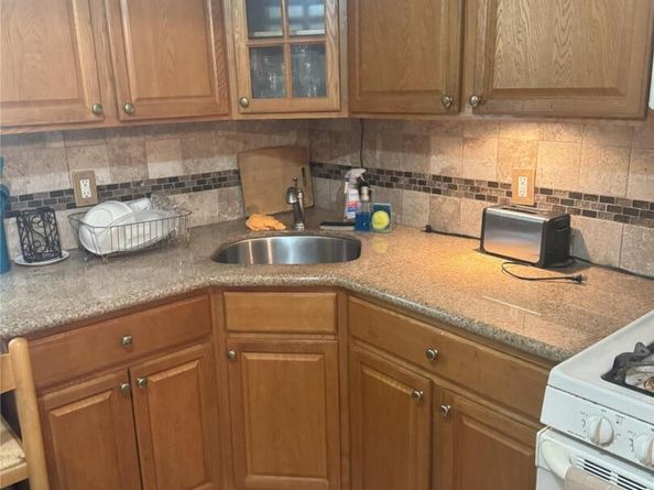 11568 229th Street, Cambria Heights NY 11411
