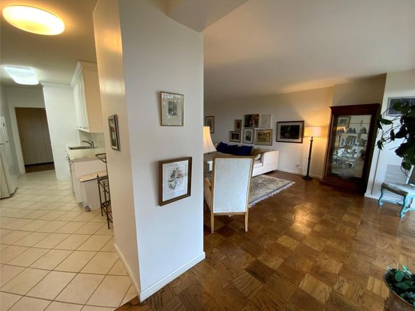 27110 Grand Central Parkway 20K, Floral Park NY 11005
