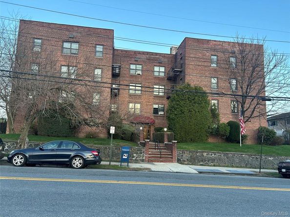 470 N Broadway B27, Yonkers NY 10701