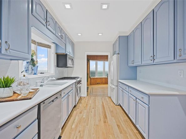 9 Shore Drive, Sound Beach NY 11789