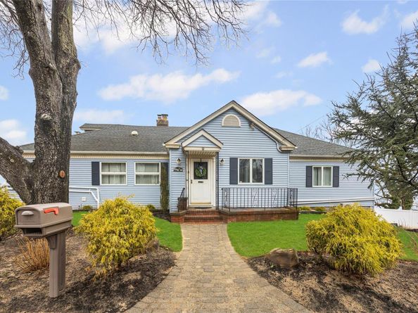 9 Shore Drive, Sound Beach NY 11789