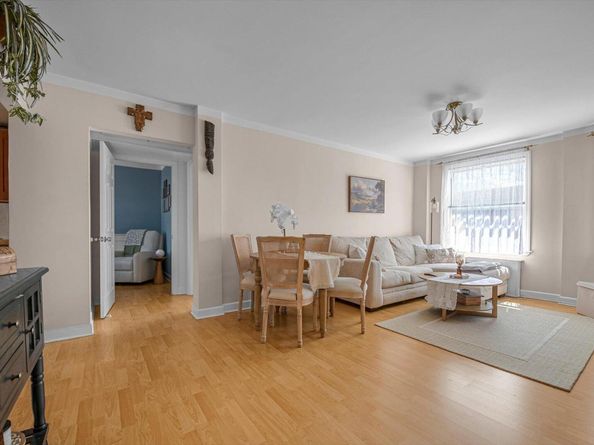 141-45 78th Road 3A, Kew Garden Hills NY 11367