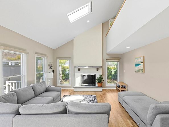 39 Tanners Neck Lane, Westhampton NY 11977