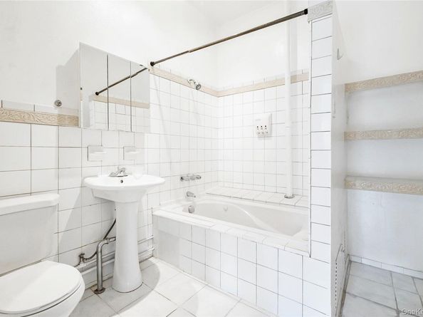 64-07 68th Avenue, Ridgewood NY 11385