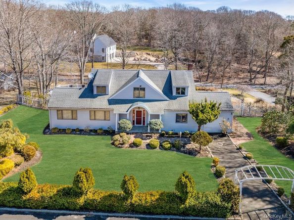 1380 Jackson Landing, Mattituck NY 11952
