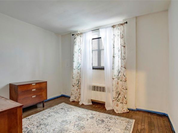88-31 Shore Parkway 29, Howard Beach NY 11414