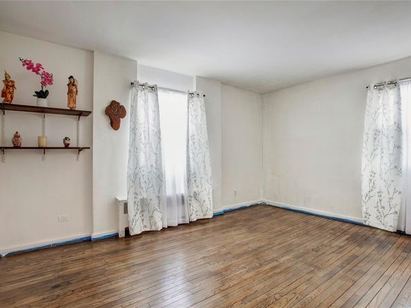 88-31 Shore Parkway 29, Howard Beach NY 11414