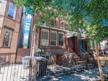 68 Norwood Avenue