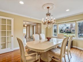 4 Midfarm Road, Rockville Centre NY 11570