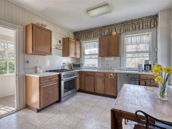 12115 Main Road, East Marion NY 11939
