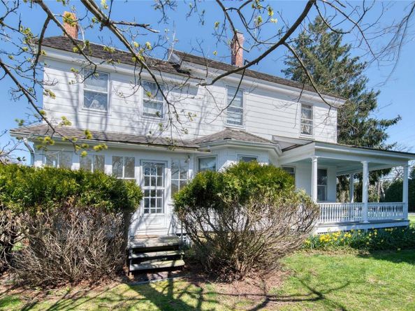 12115 Main Road, East Marion NY 11939